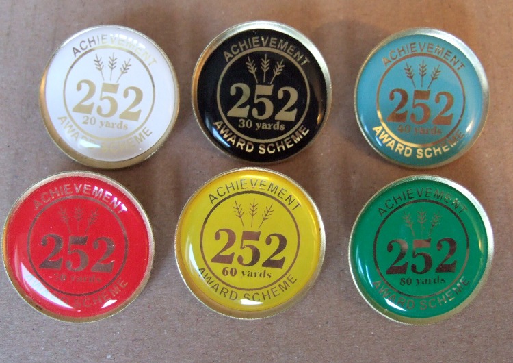  252-Badges-a-